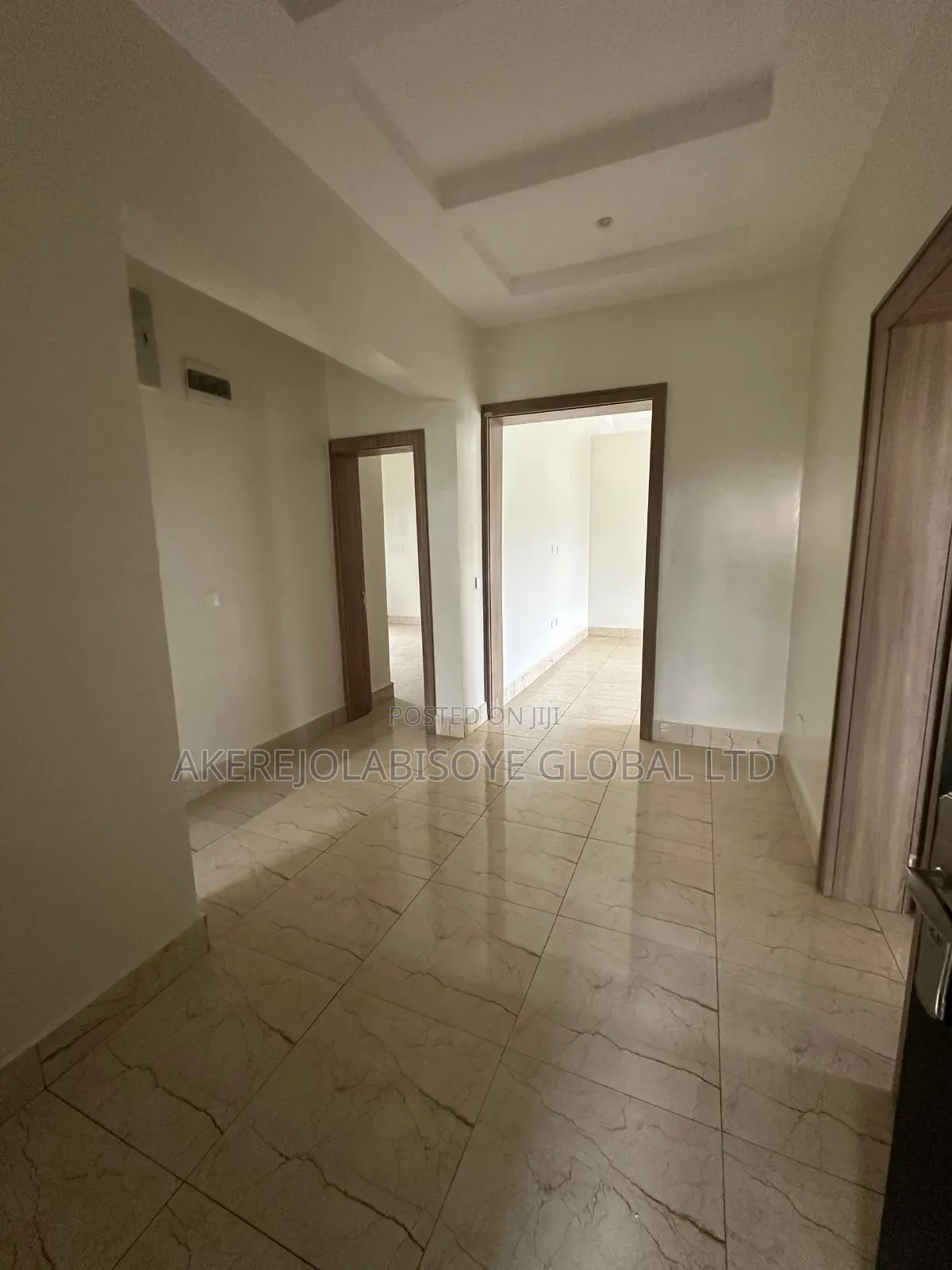 4bdrm Duplex in Life Camp for sale