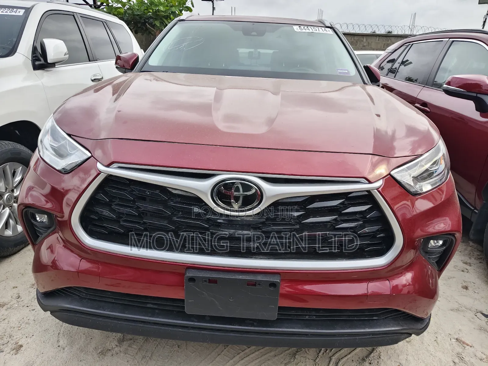 Toyota Highlander XLE AWD 2023 Red