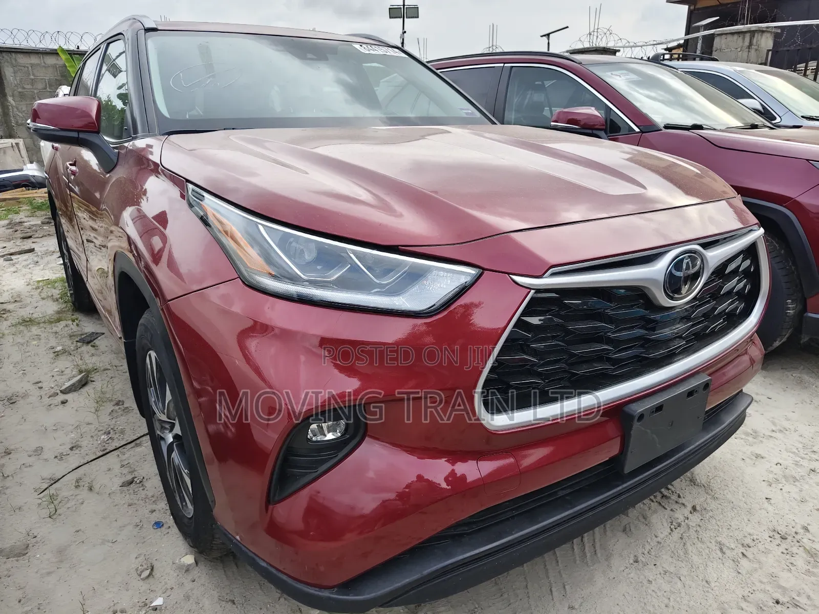 Toyota Highlander XLE AWD 2023 Red