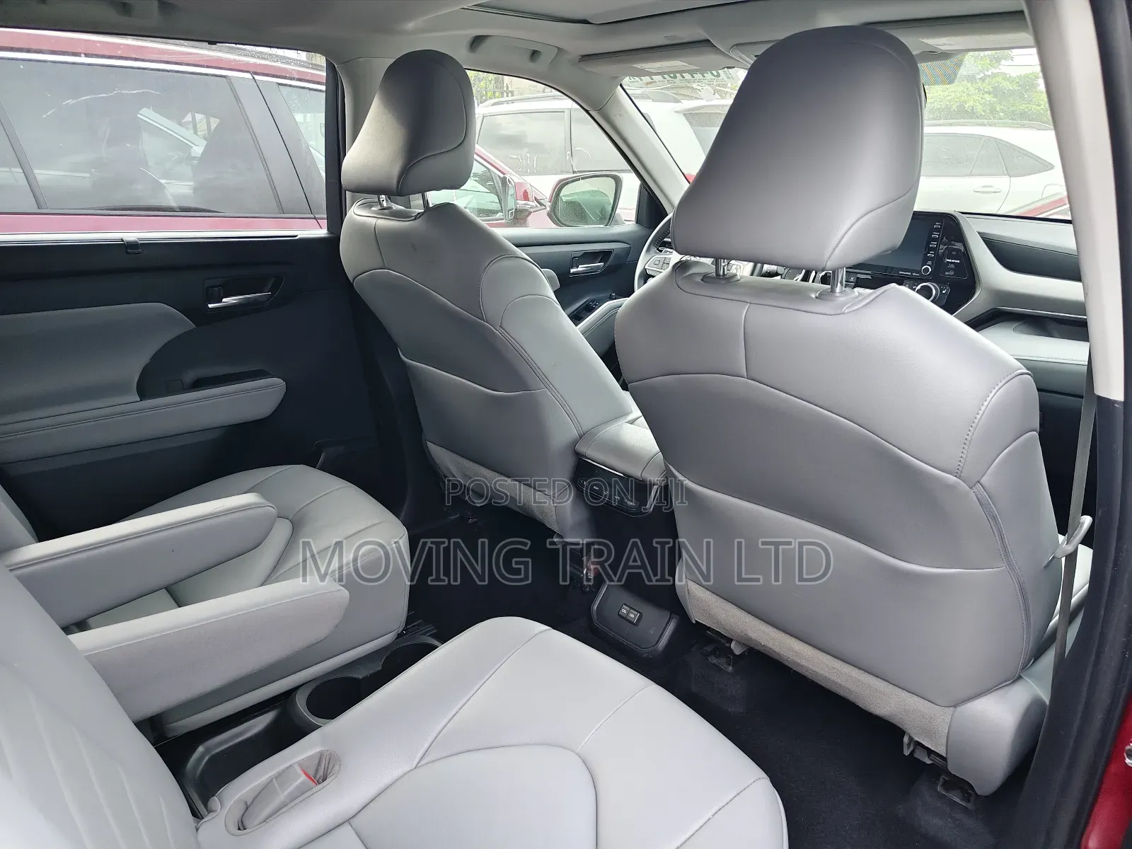 Toyota Highlander XLE AWD 2023 Red