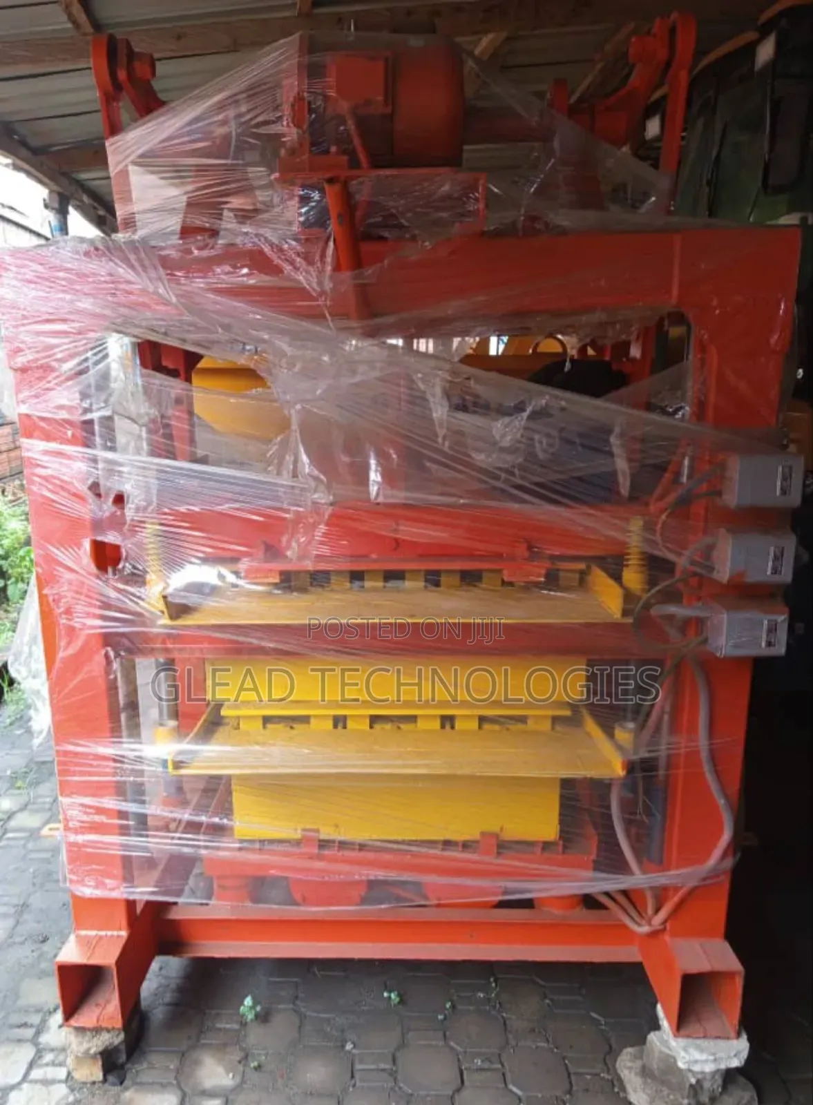 Block Moulding Machine. 19.5m
