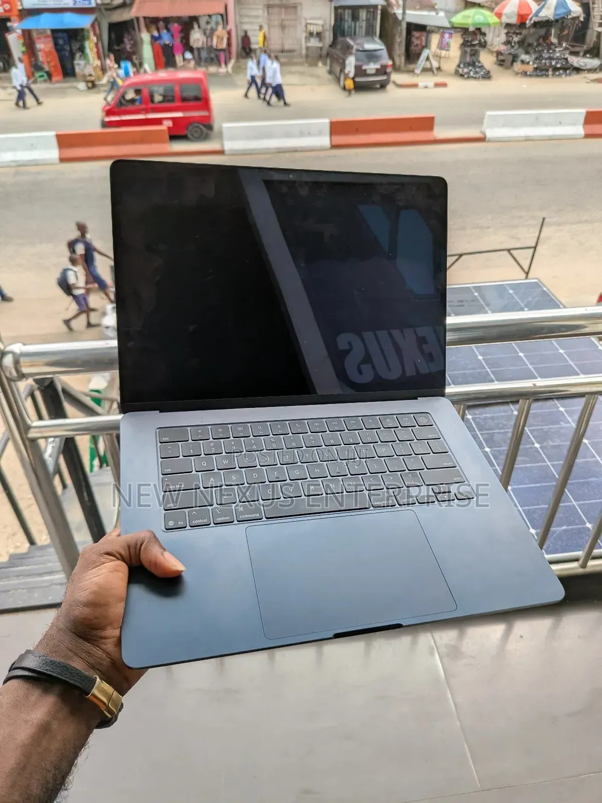 Laptop Apple MacBook Air 2025 M4 15-Inch 16GB Apple M4 SSD 256GB