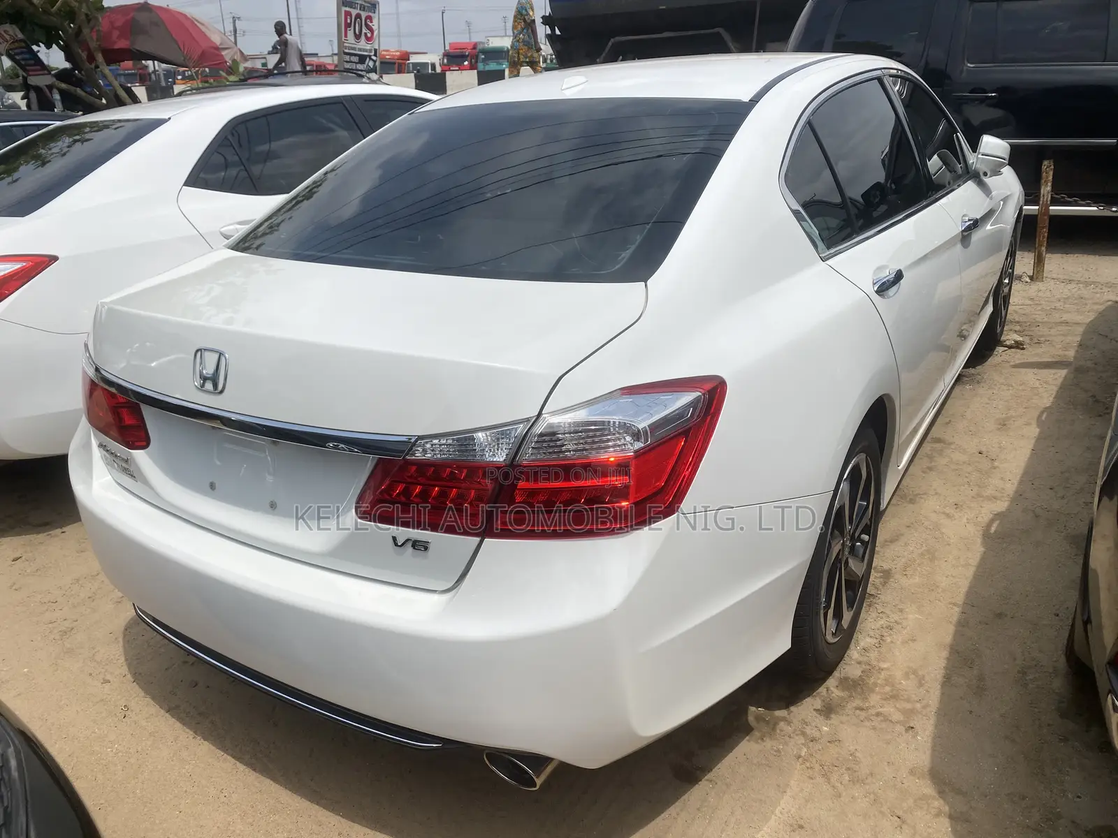 Honda Accord EX-L V-6 4dr Sedan FWD (3.5L 6cyl 6A) 2013 White