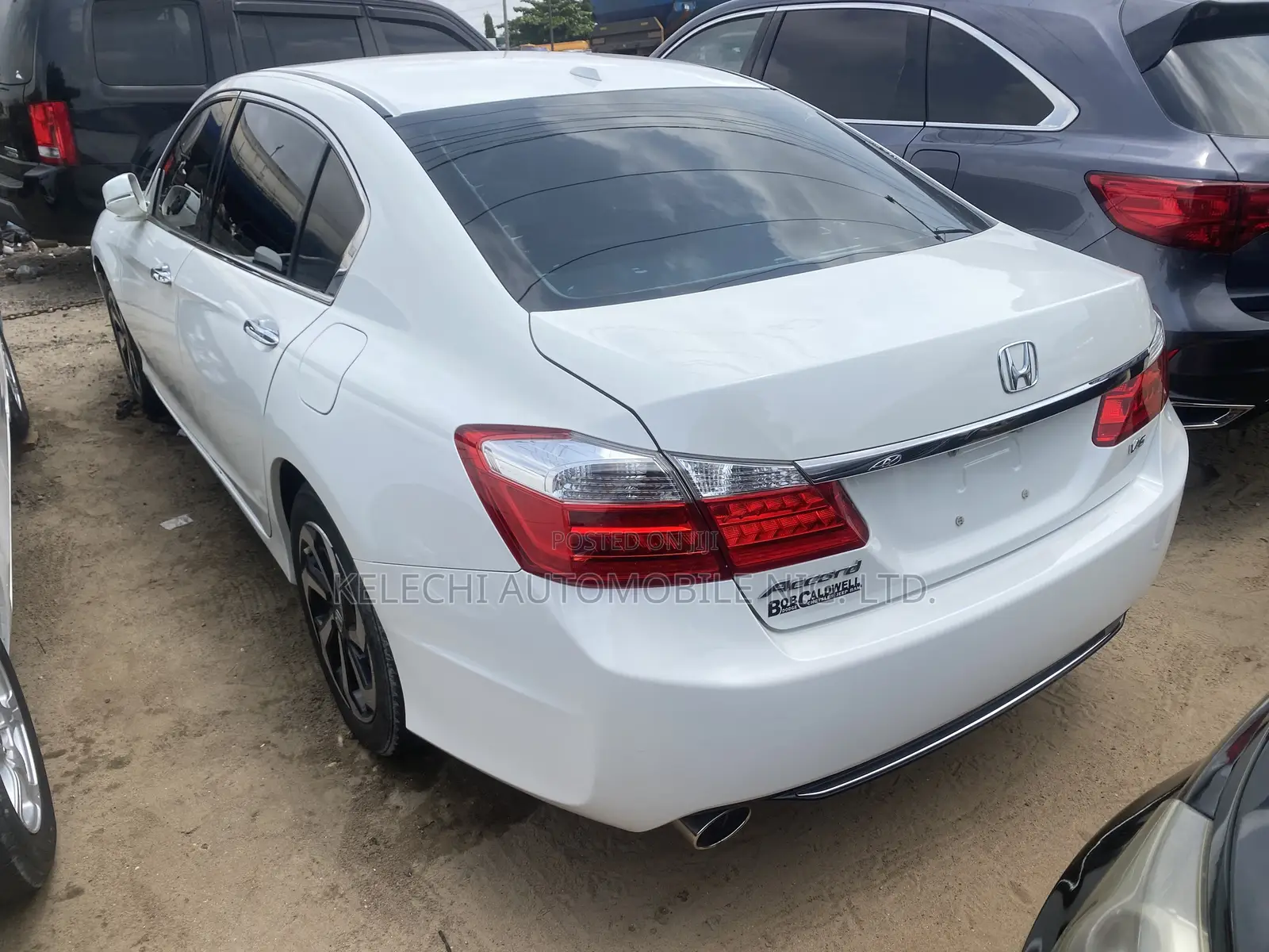 Honda Accord EX-L V-6 4dr Sedan FWD (3.5L 6cyl 6A) 2013 White