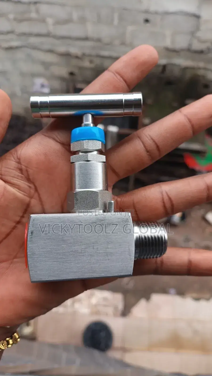 Needle Valve Stainless Steel 1⁄2" NPT 10000 Psi