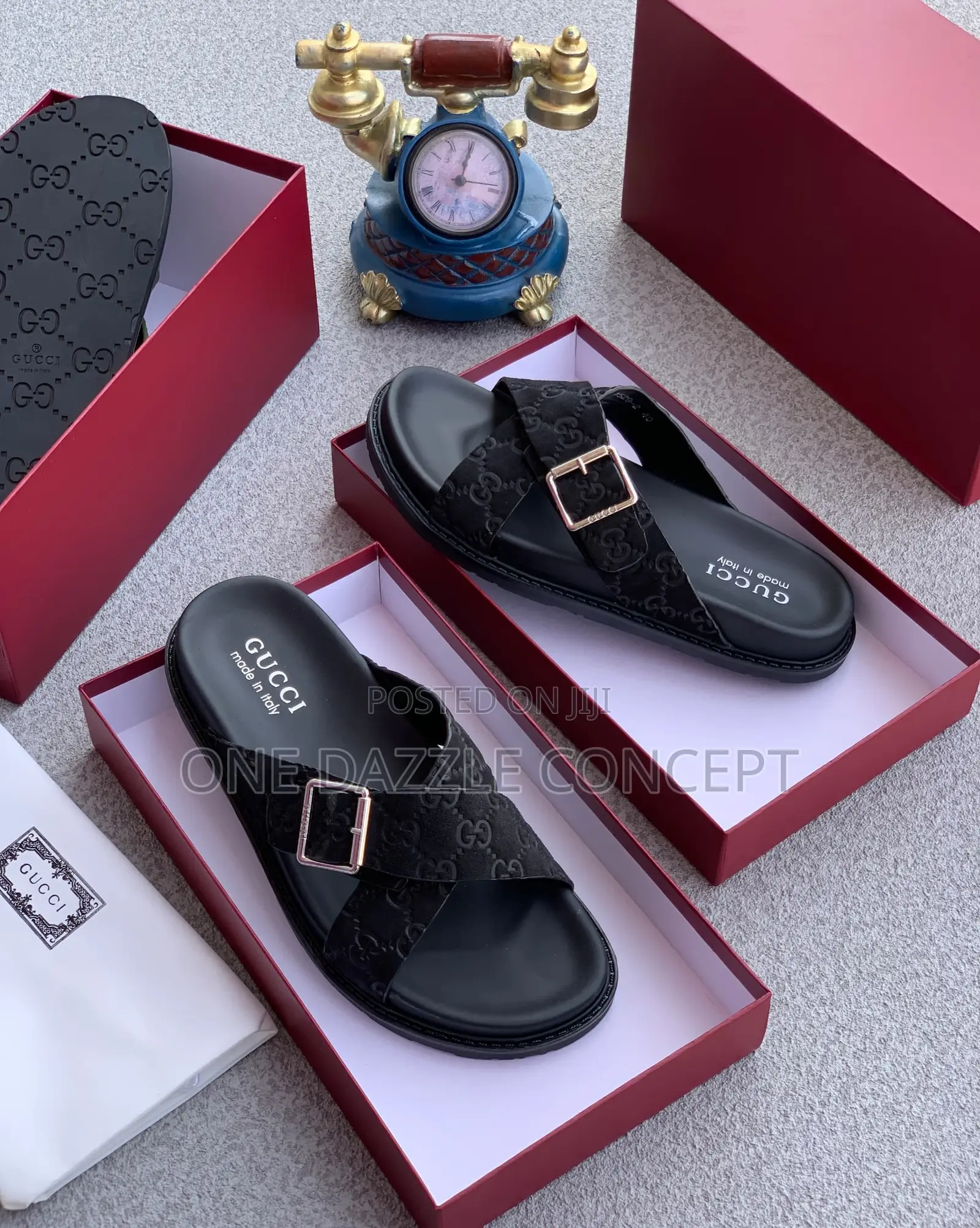 Gucci Suede Crossing