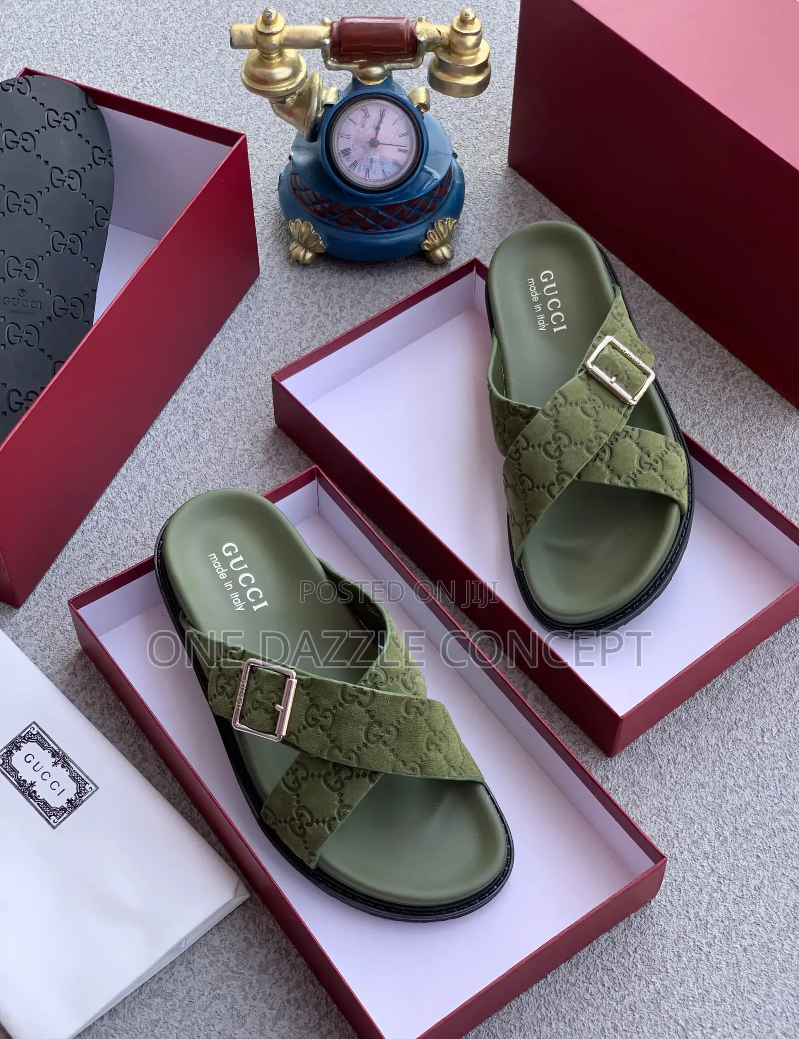 Gucci Suede Crossing