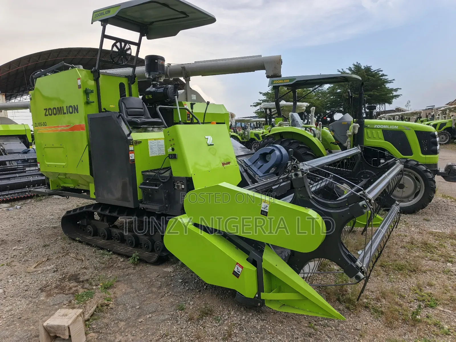 Combine Harvester for Rice and Wheat