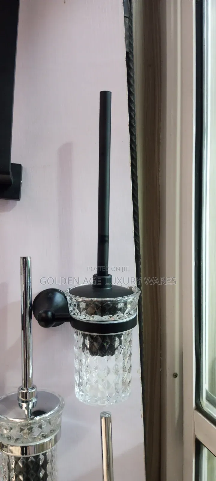 High Quality Black Wall Hung Toilet Brush