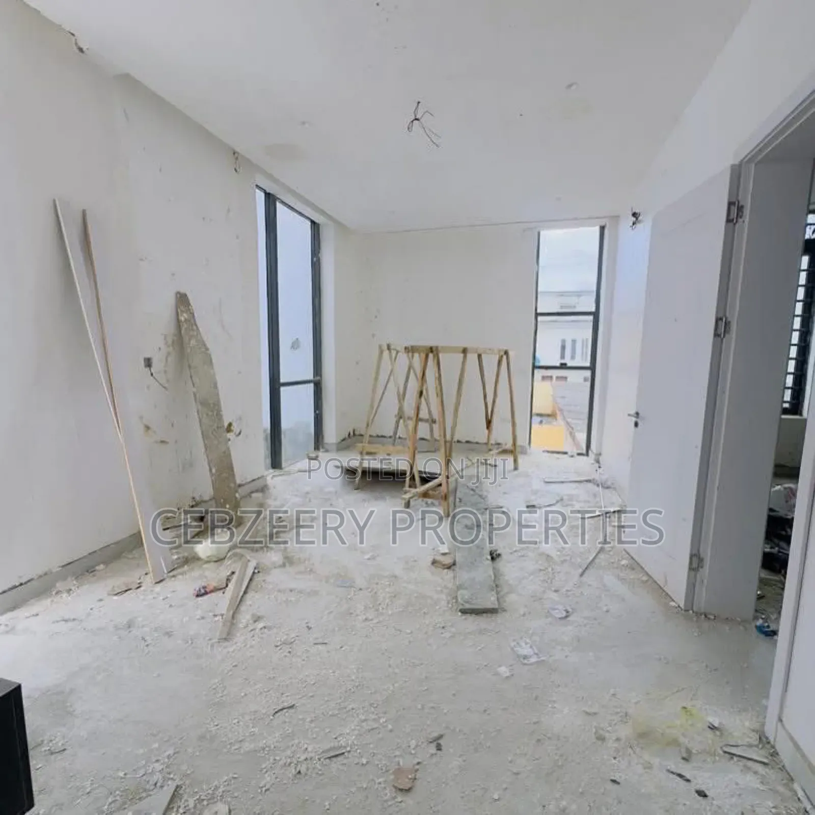 5bdrm Duplex in Adeniyi Jones for rent