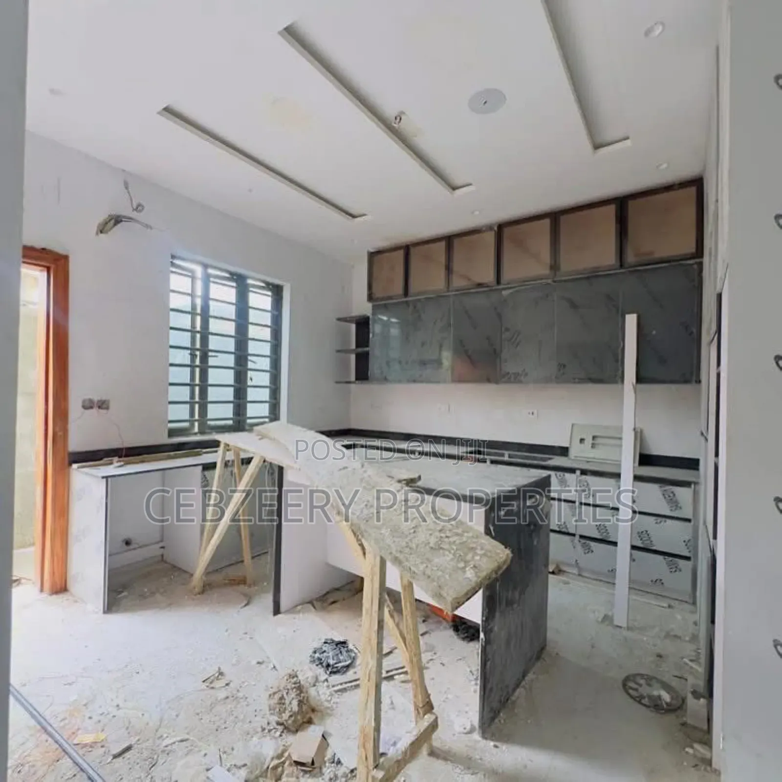 5bdrm Duplex in Adeniyi Jones for rent