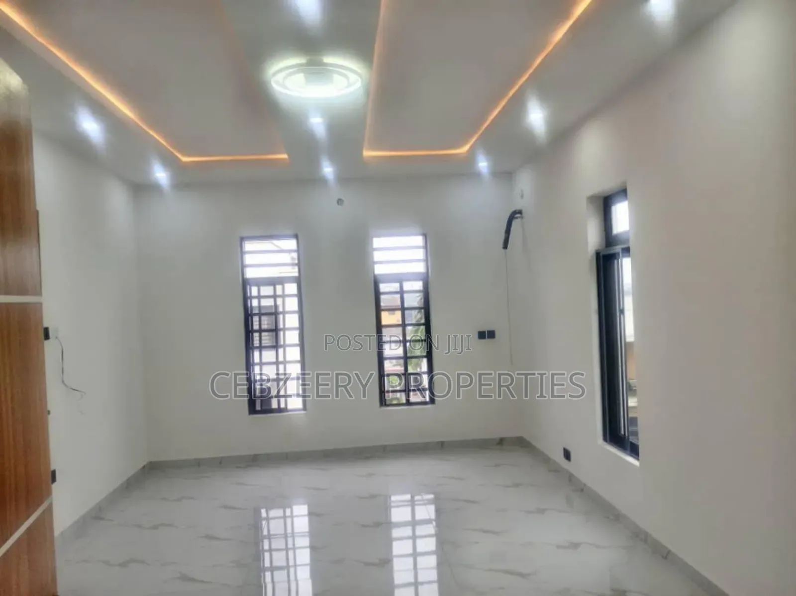 3bdrm Apartment in GRA Phase 2 Shangisha for sale