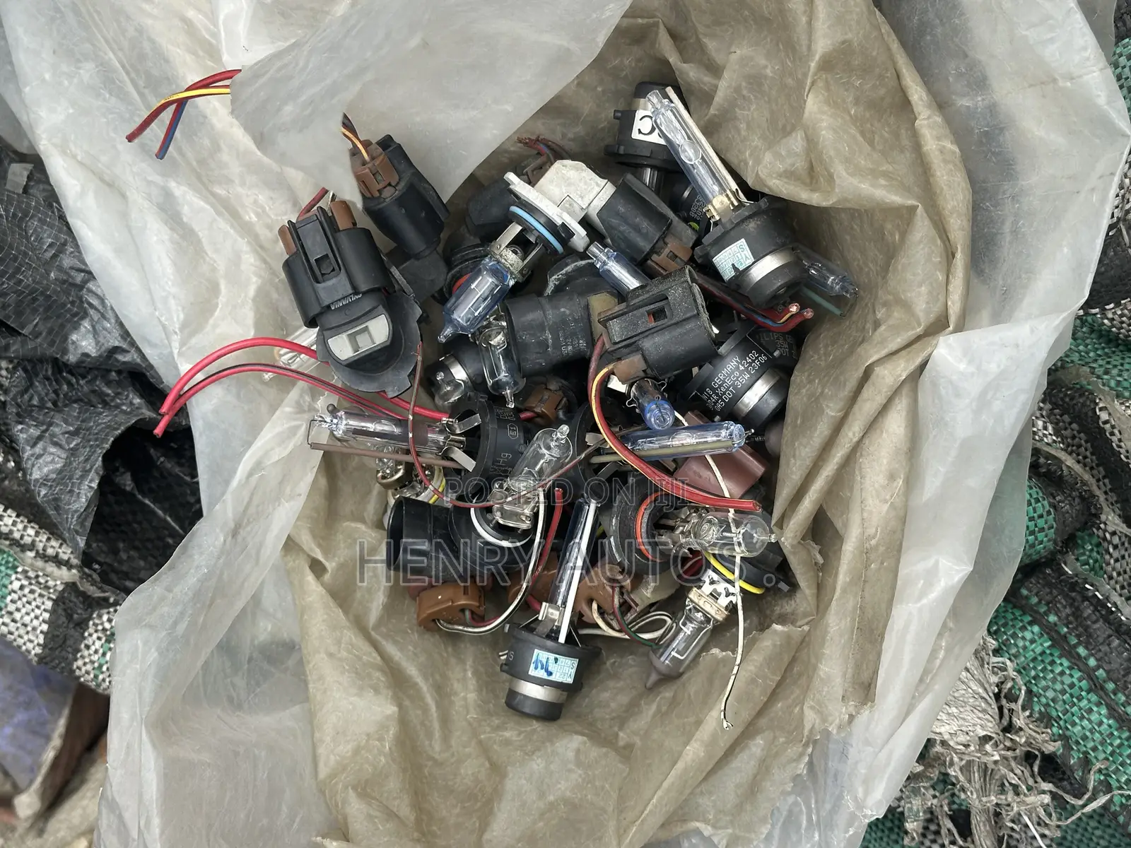 E1 and E4 Charger Bulbs