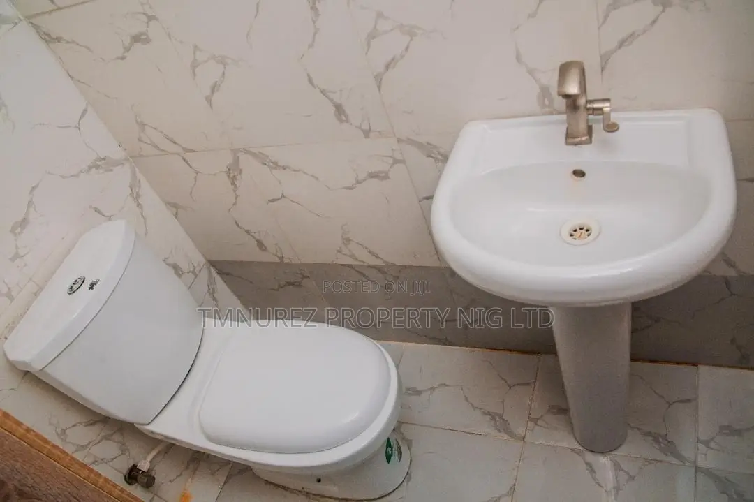 Furnished 4bdrm Duplex in Ikota for rent
