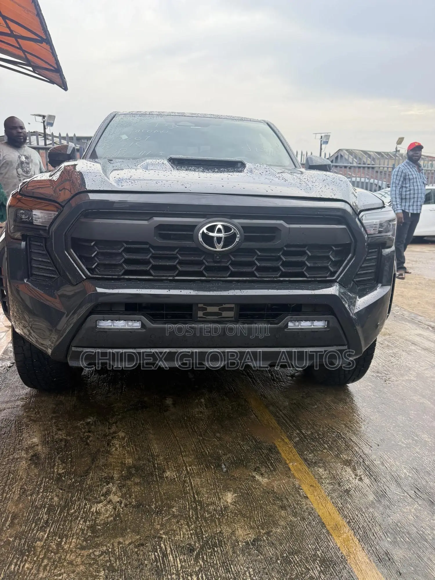 Toyota Tacoma SR5 Double Cab 5' Bed AT 2024 Black