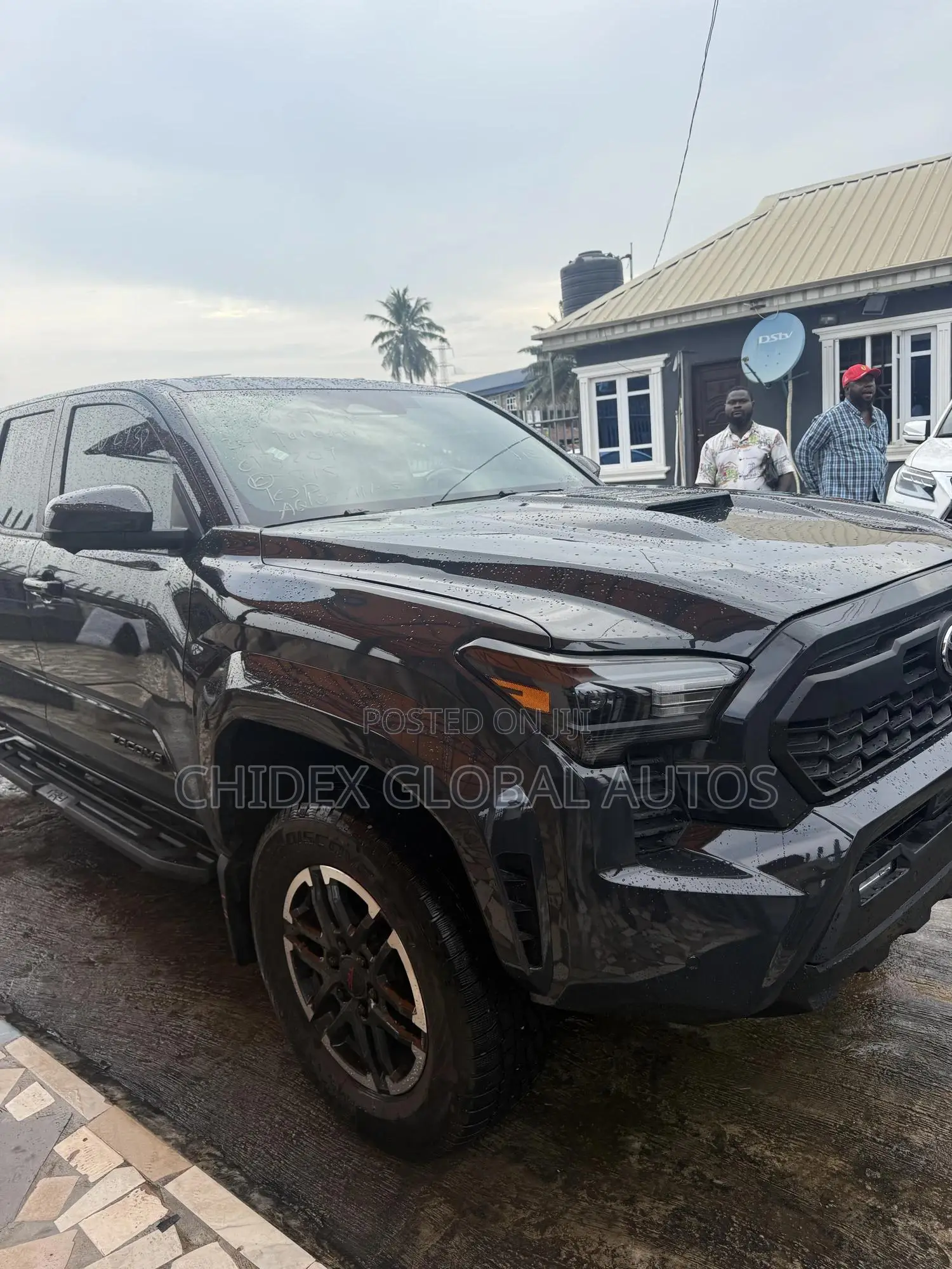 Toyota Tacoma SR5 Double Cab 5' Bed AT 2024 Black