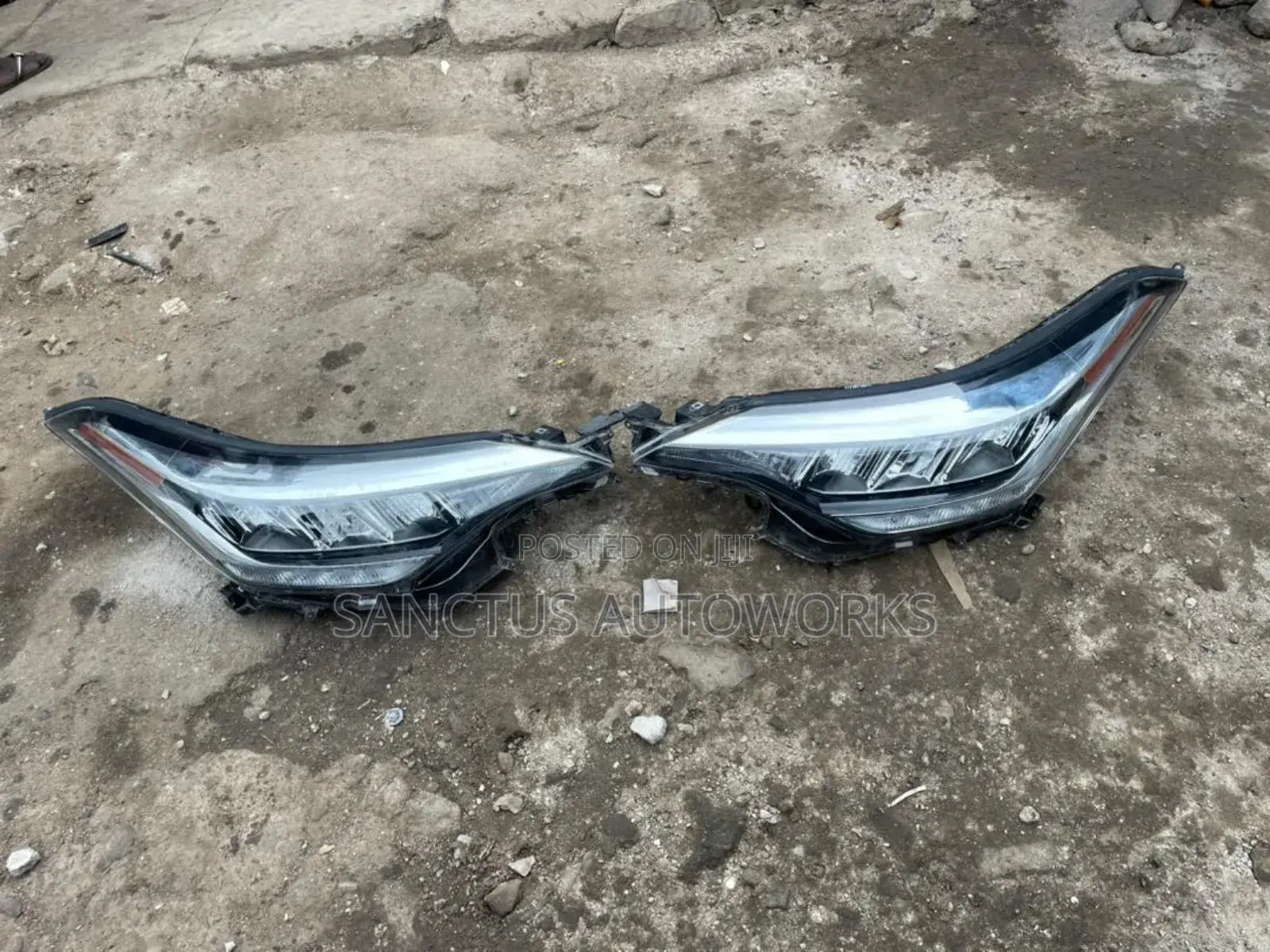 Headlight Toyota C-Hr