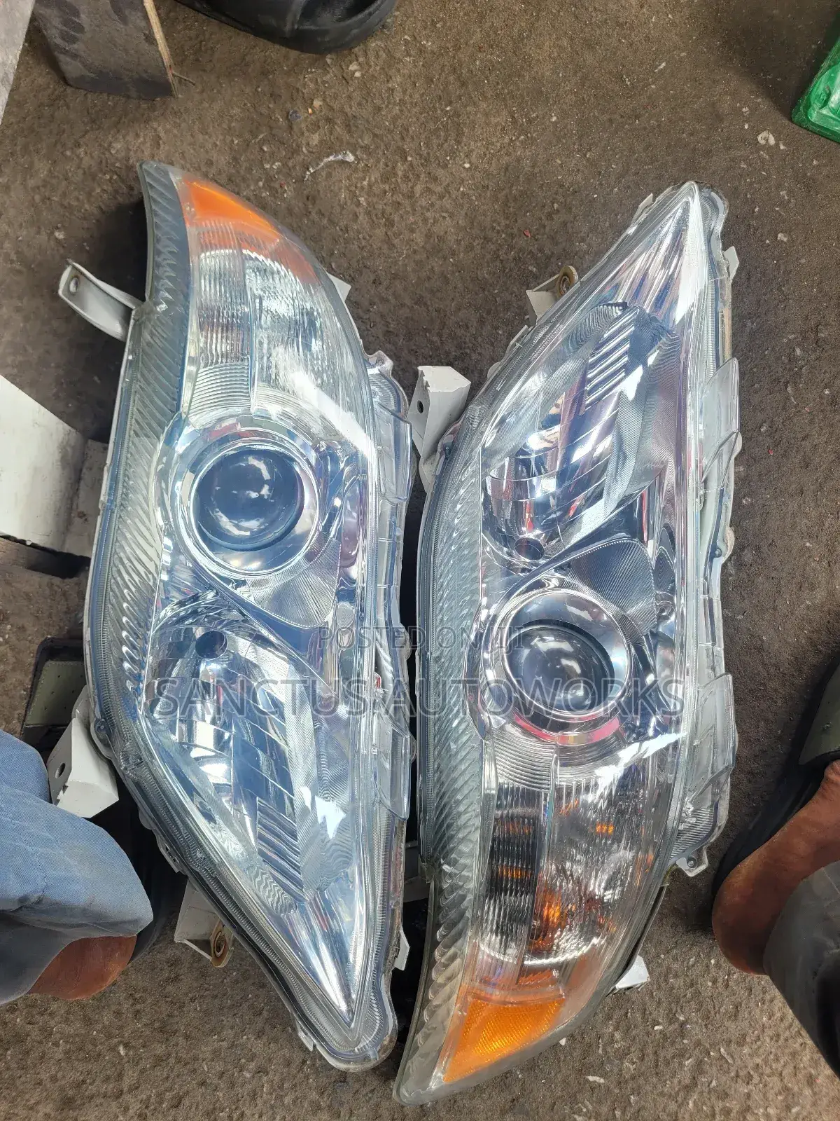 Headlight Toyota Camry 2010
