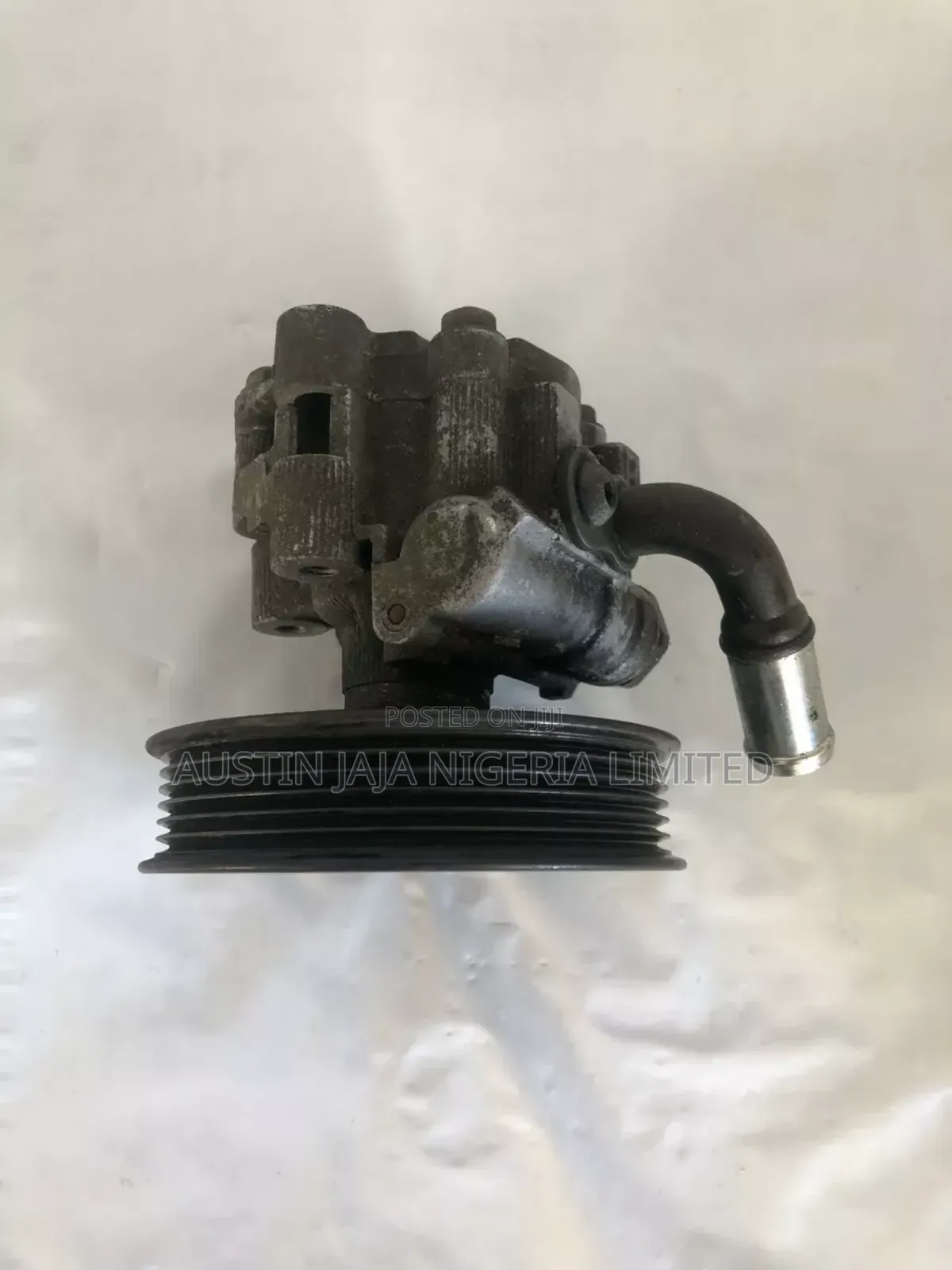 Power Steering Pump For 2005-2010 Dodge Magnum