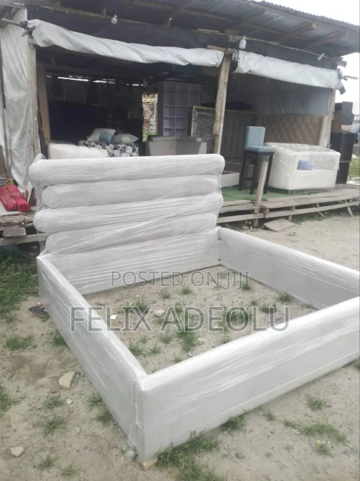 6*6 Bedframe Cream