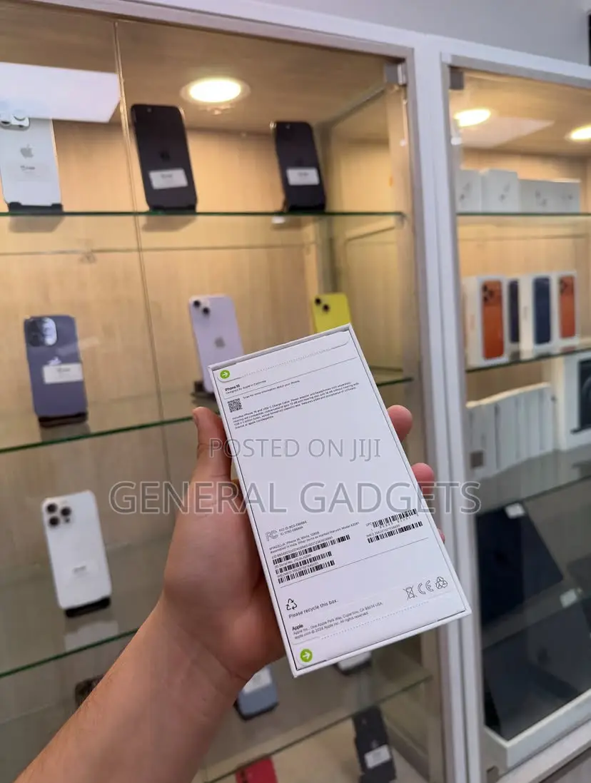 New Apple iPhone 16 Plus 128 GB White
