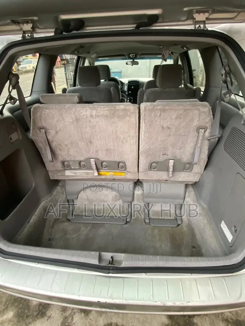Toyota Sienna LE 2008 Gold