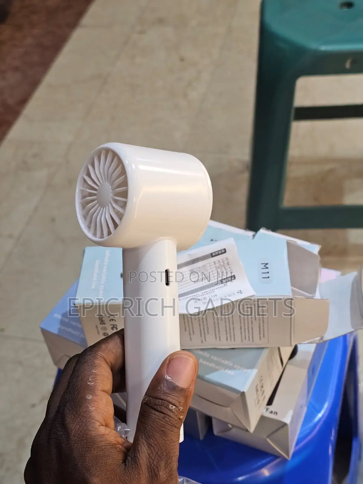 M11 Turbo Jet Mini Hand-Held Fan