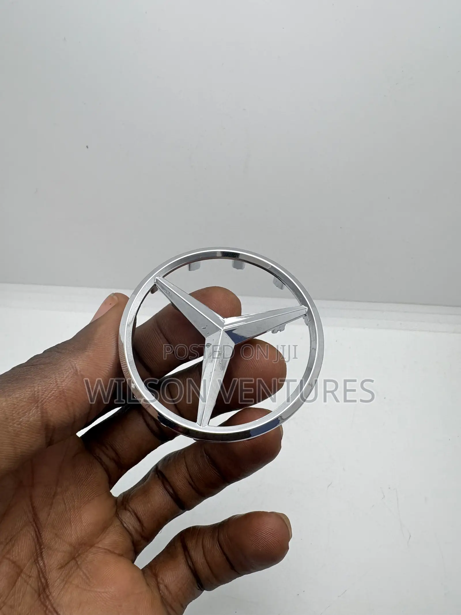 Mercedes Benz Steering Logo