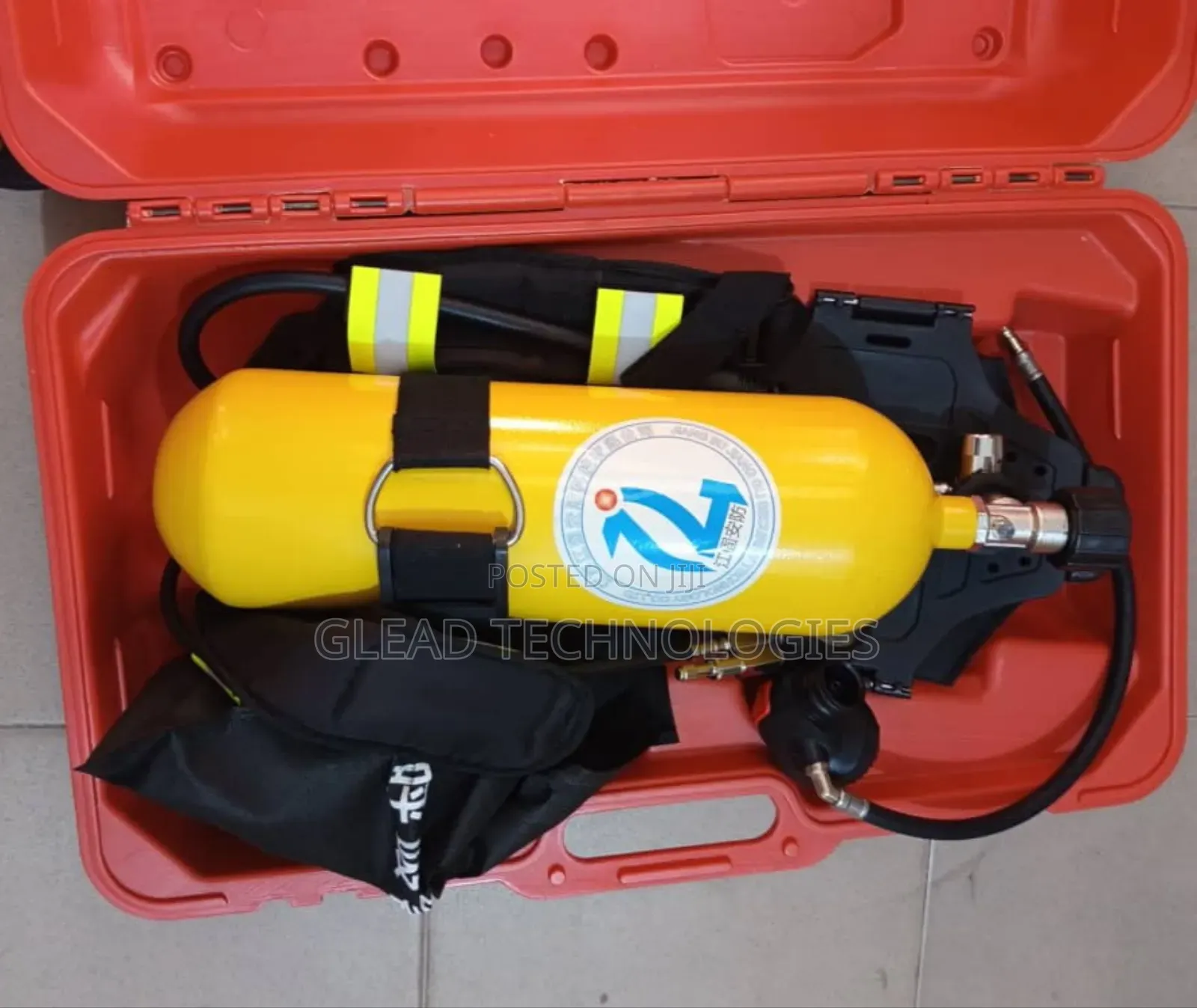 Oxygen Breathing Apparatus.