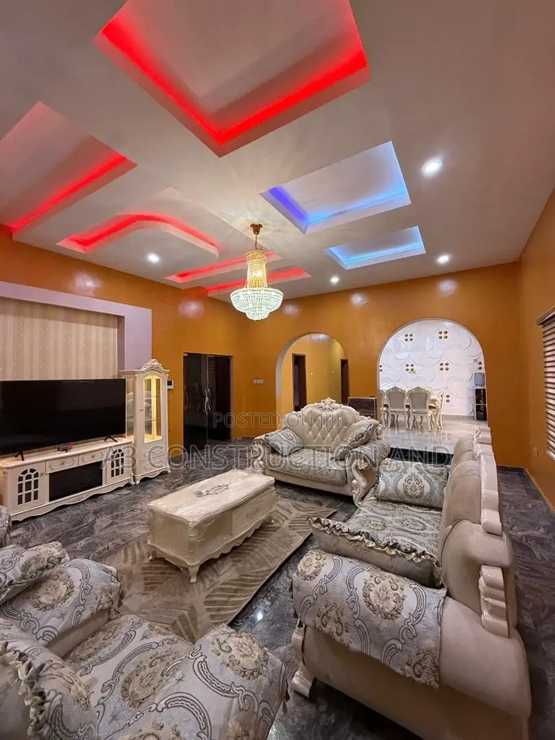 Furnished 5bdrm Duplex in Aerodrome Gra, for rent