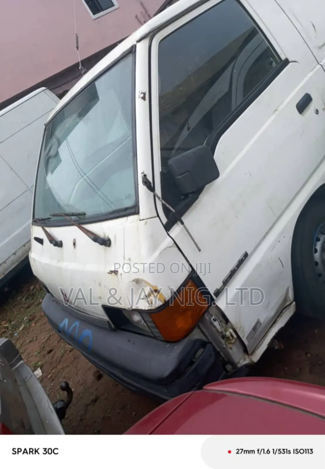 Mitsubishi L300 2002 White