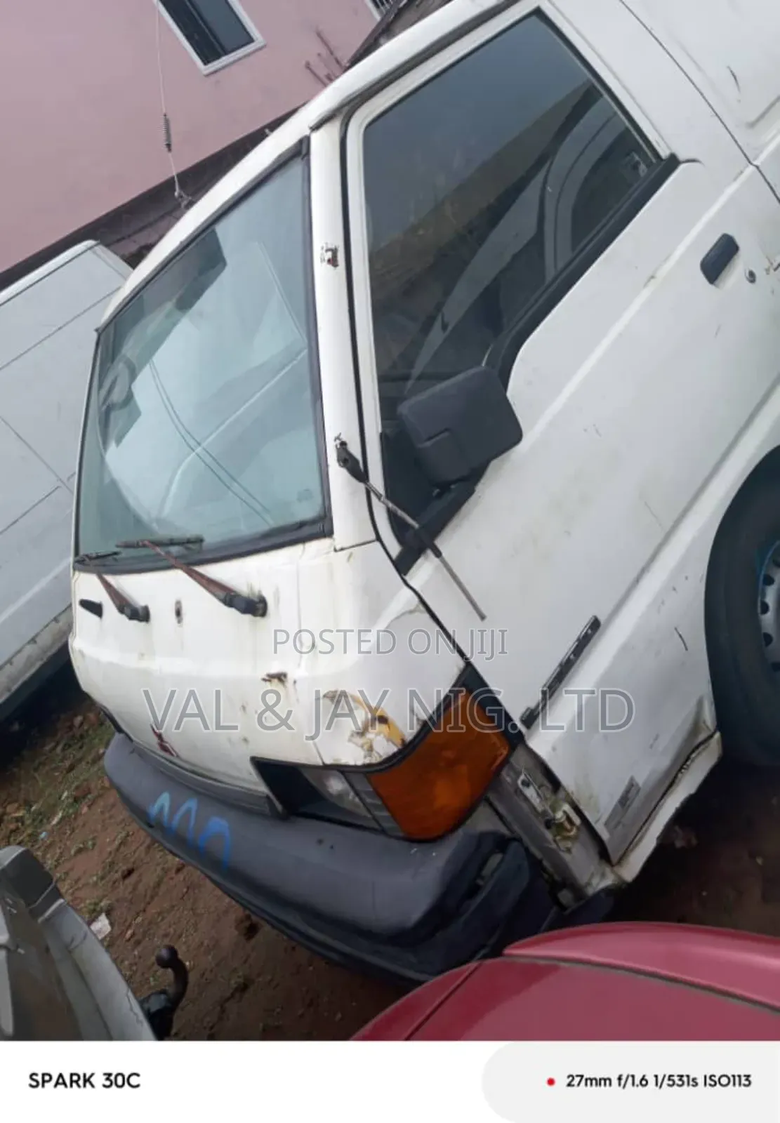 Mitsubishi L300 2002 White