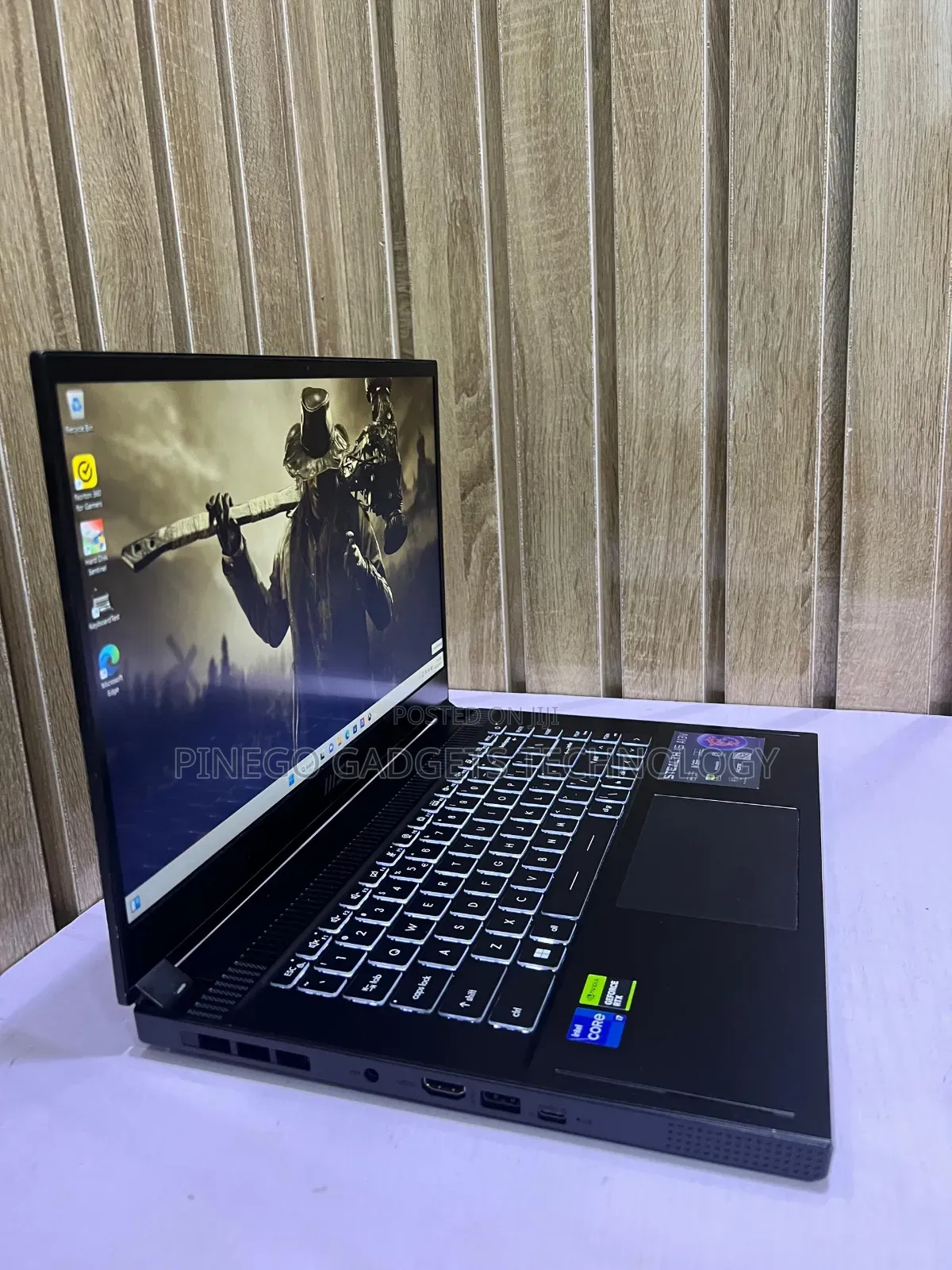 Laptop MSI GS75 Stealth 64GB Intel Core I7 SSD 1T