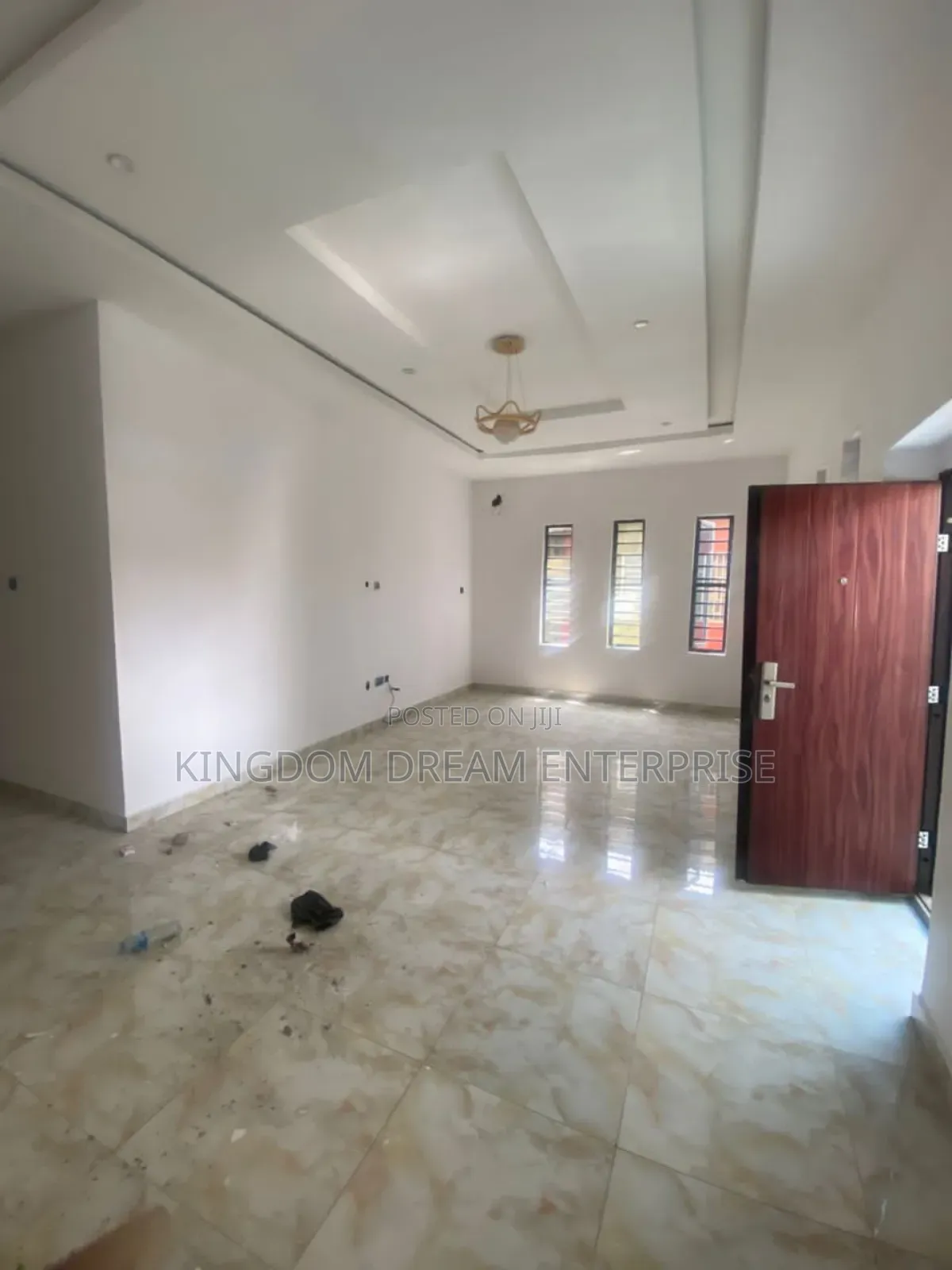 4bdrm Duplex in Lekki Phase 1 for rent
