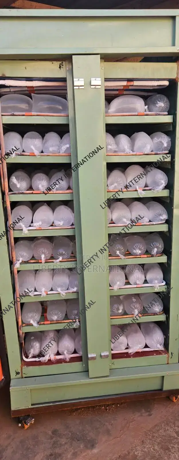PLS Call Me to Fabricate 8 Hours Iceblock Machines That Can Use Solar