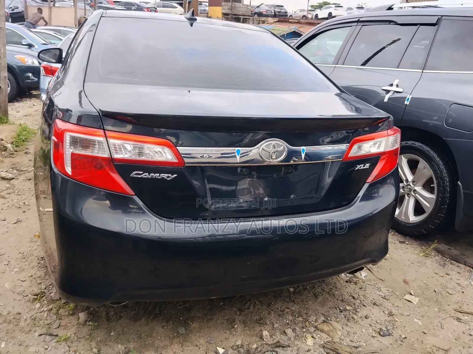 Toyota Camry XLE V6 4dr Sedan (3.5L 6cyl 6A) 2013 Black