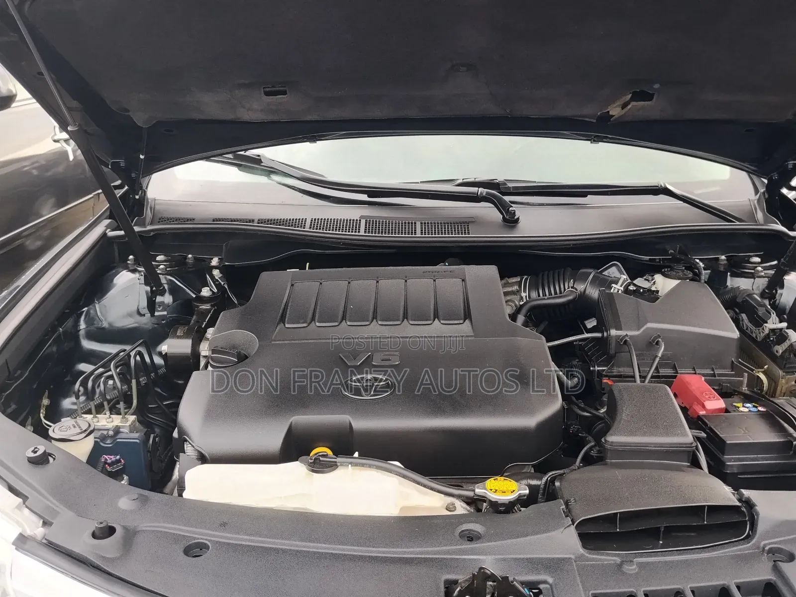 Toyota Camry XLE V6 4dr Sedan (3.5L 6cyl 6A) 2013 Black
