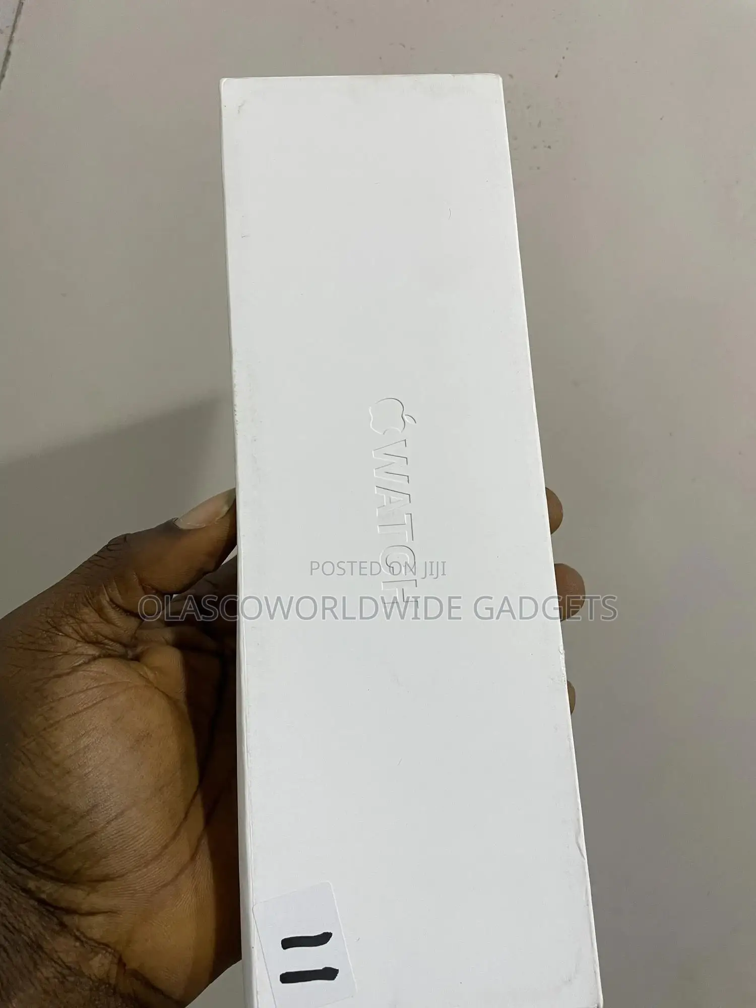 Brand New Apple Watch Series 11 46mm Rose Gold Available