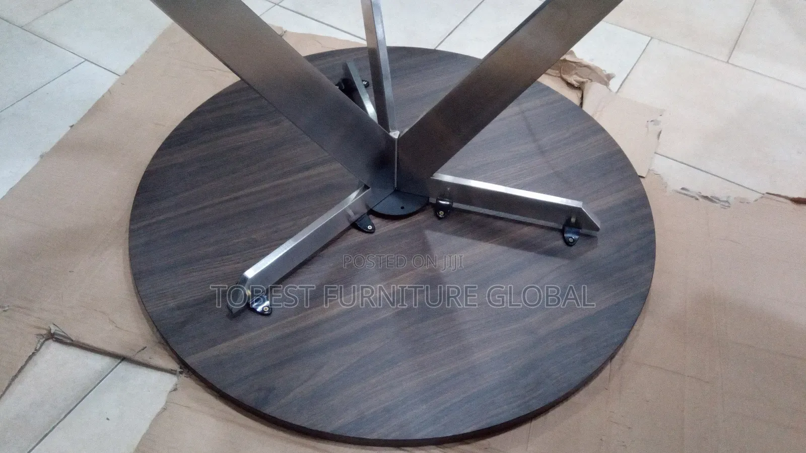 Round Meeting/Board Table