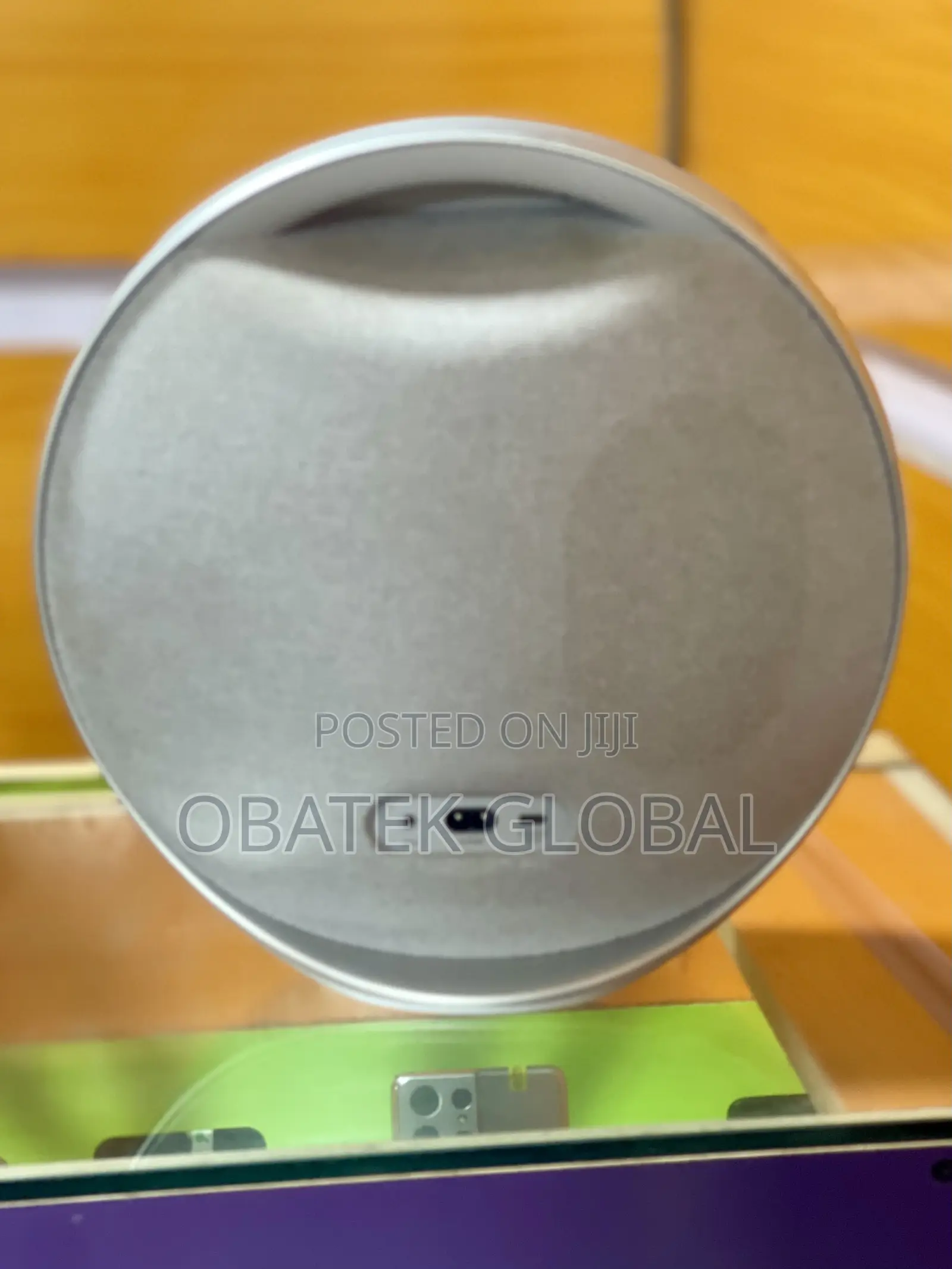 Onyx Studio 9 Speaker