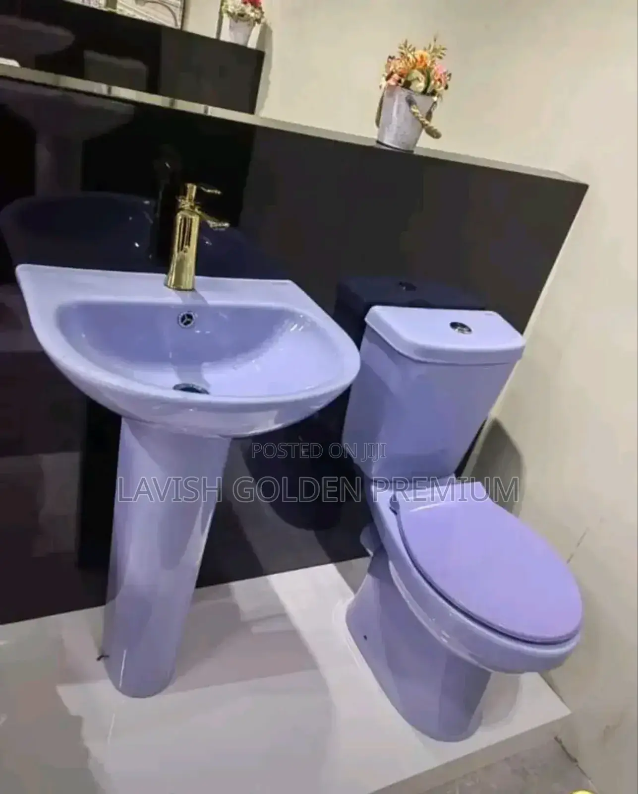 Golden Diamond Toilet Seat