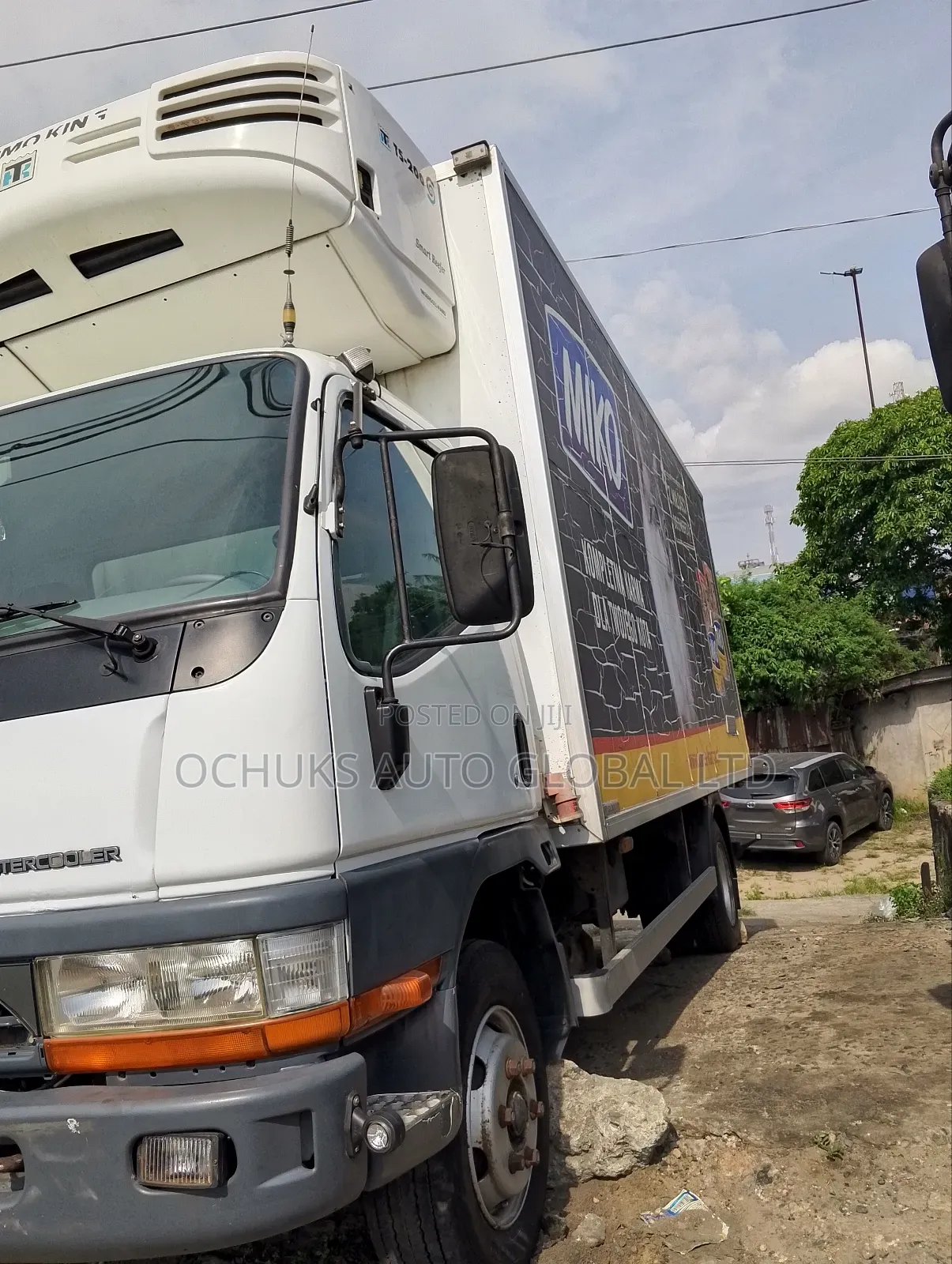 Mitsubishi Fuso Canter 2010 White