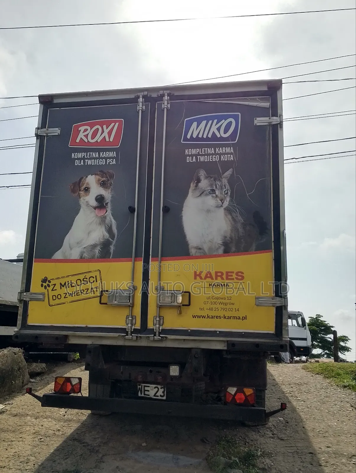 Mitsubishi Fuso Canter 2010 White