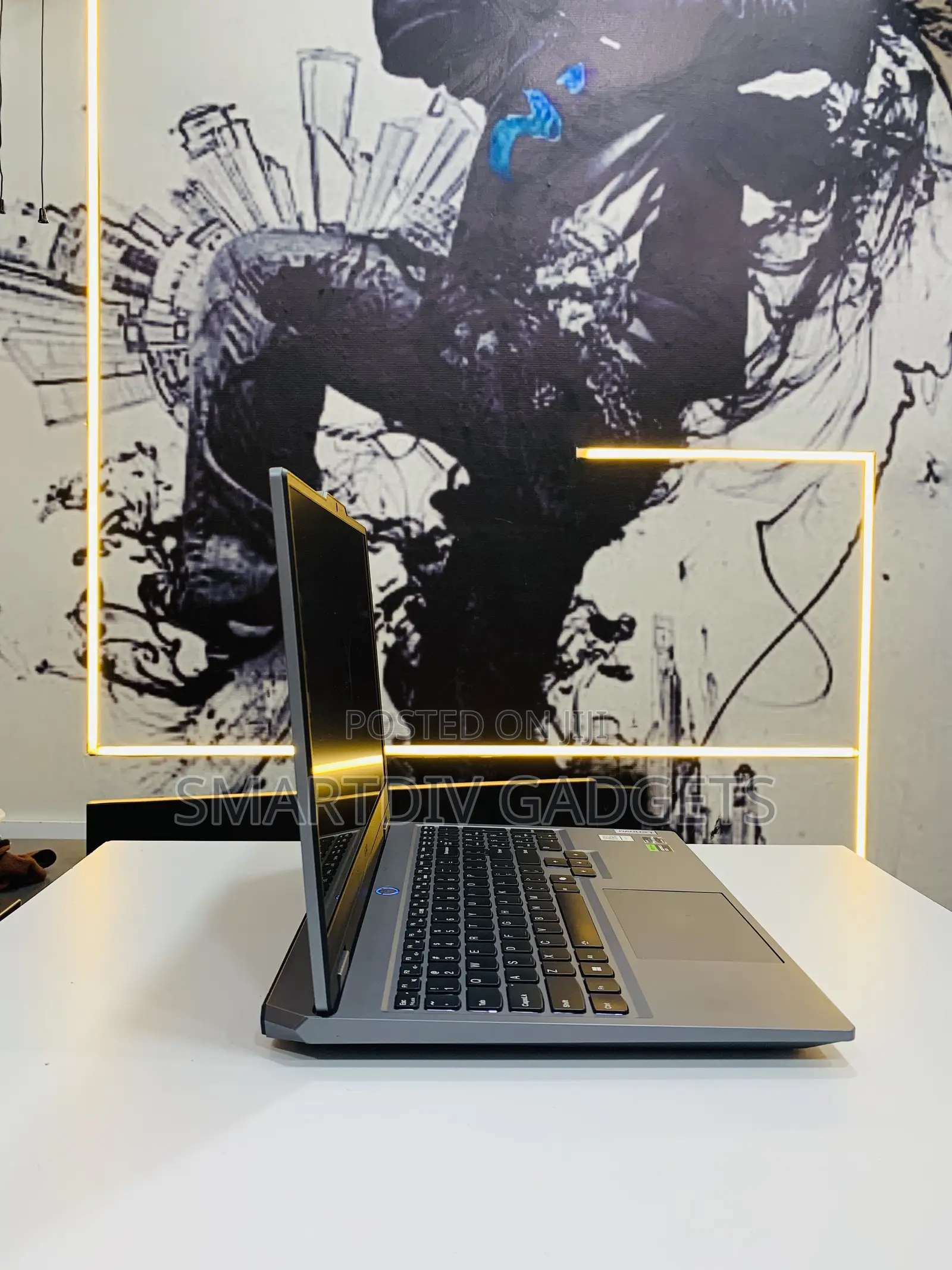 Laptop Lenovo LOQ 15ARP9 16GB AMD Ryzen 5 SSD 512GB