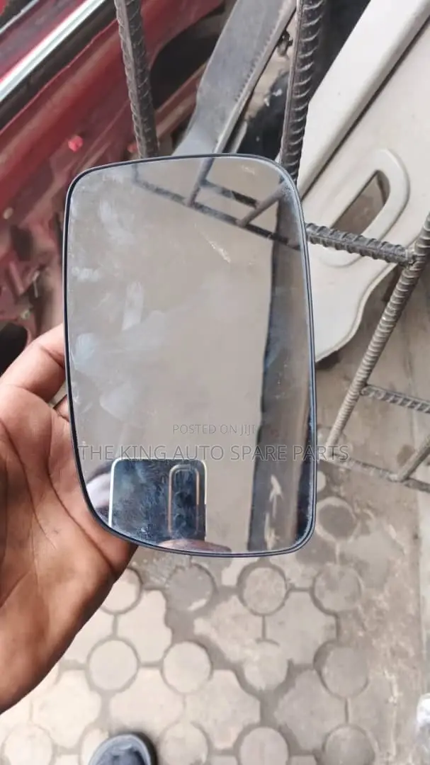 Toyota Camry 07 Model Side Mirror Glass Left
