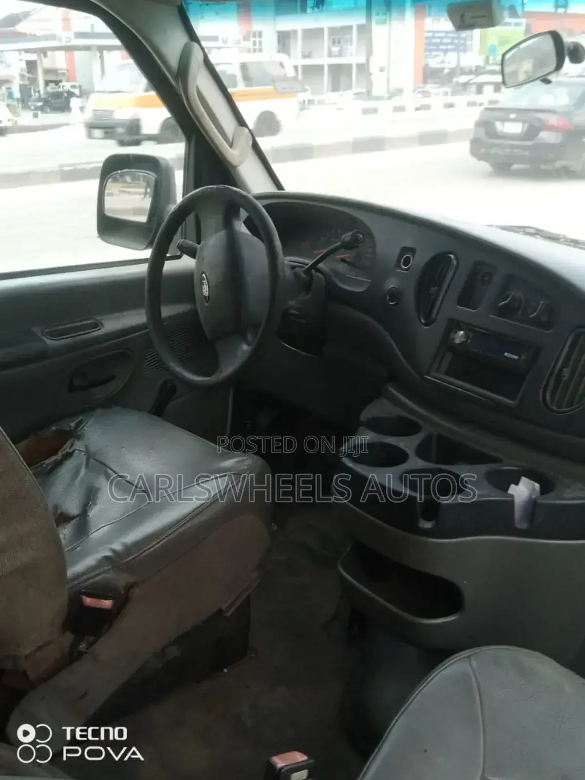 Ford E250 2009 Black