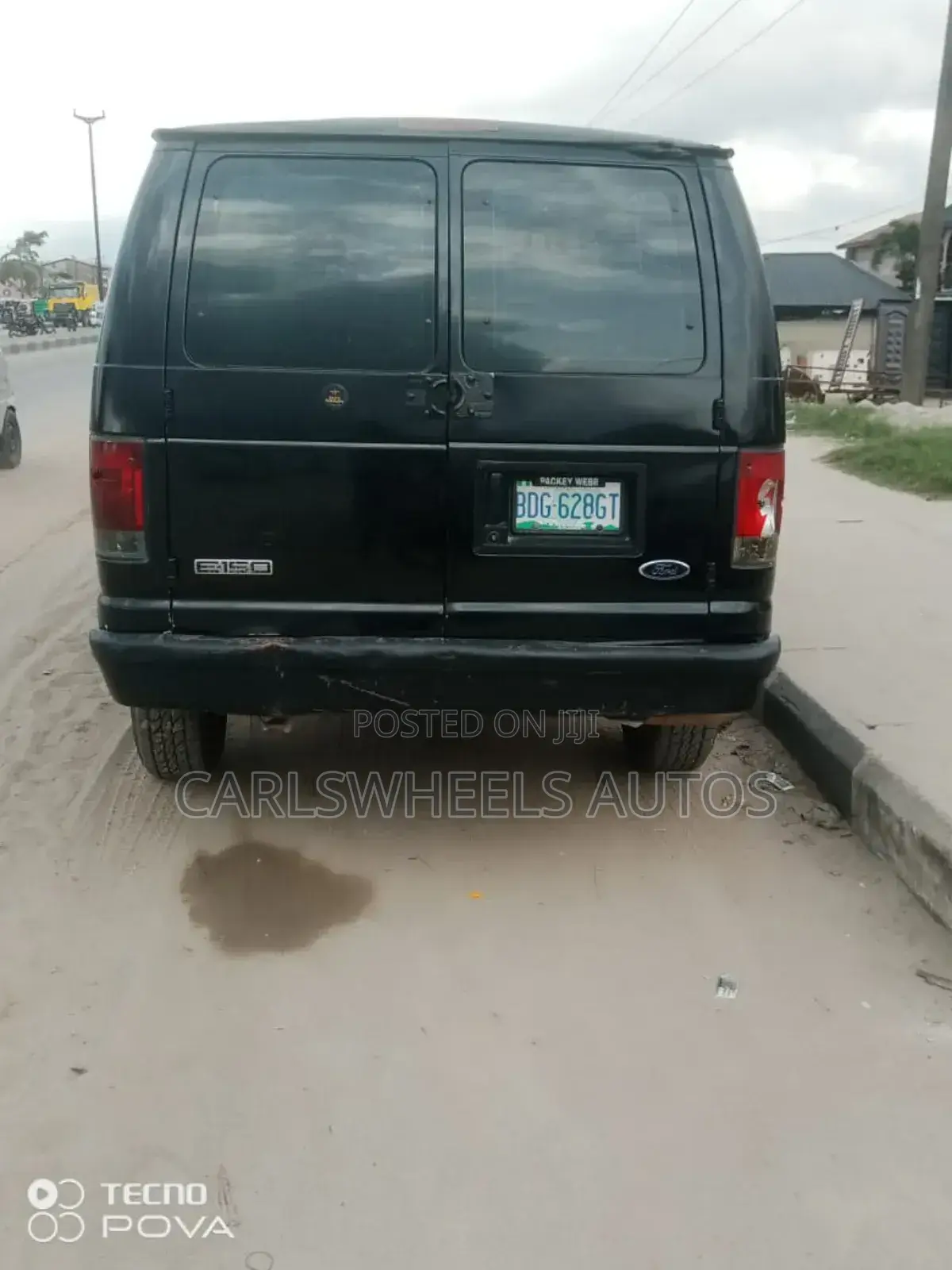 Ford E250 2009 Black