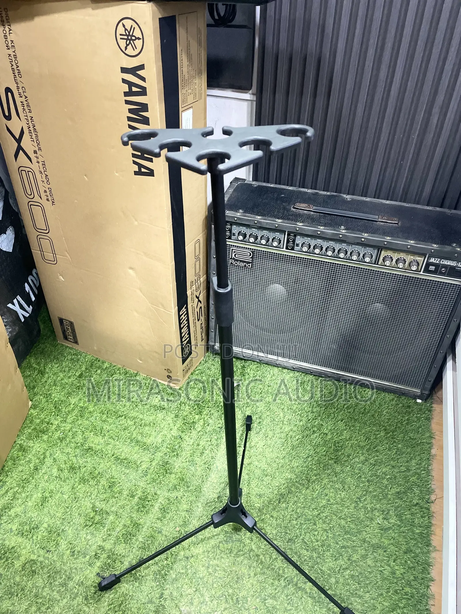 3 Legged Adjustable Microphone Stand ( 6 Ways)