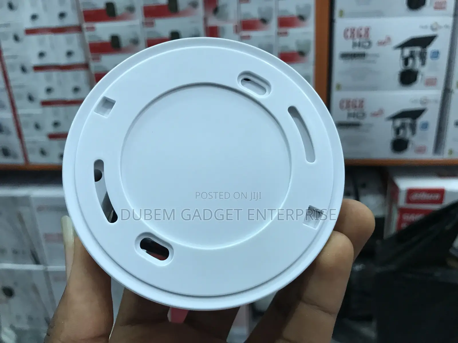 Smoke Detector With Battery