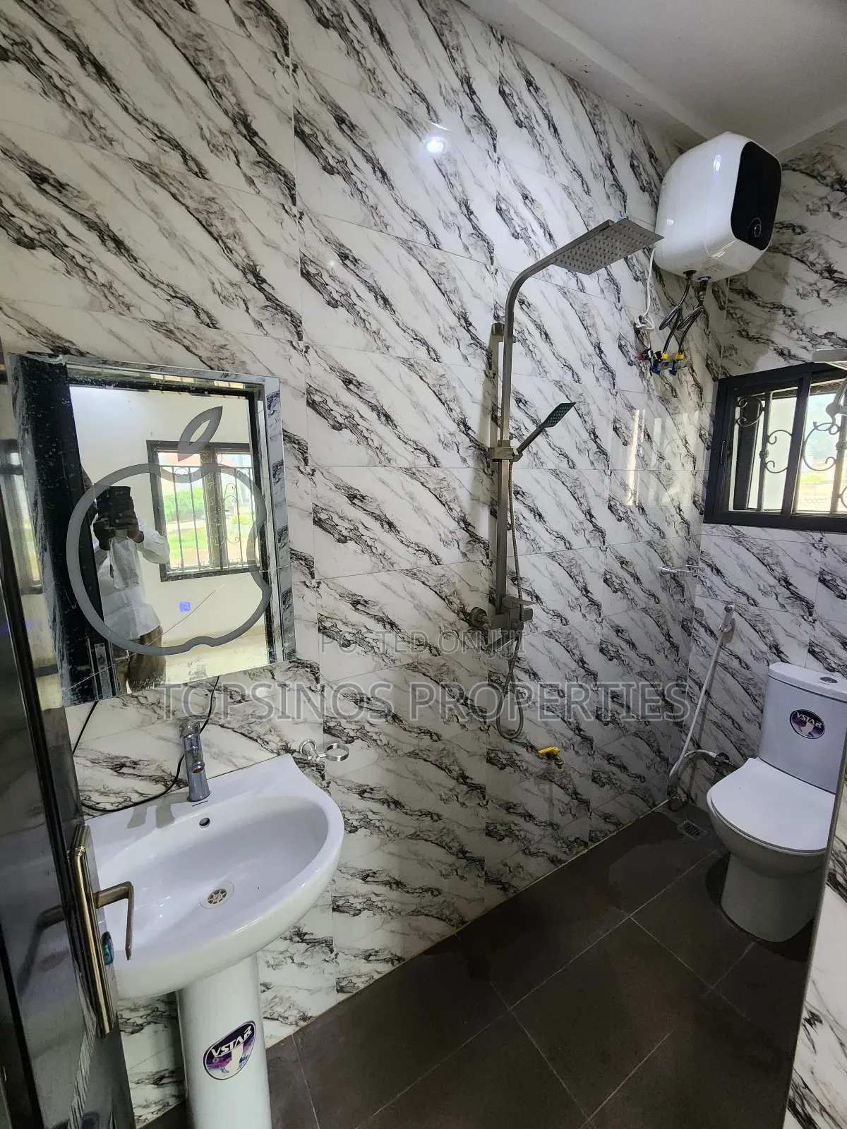 2bdrm Block of Flats in Dawaki for rent